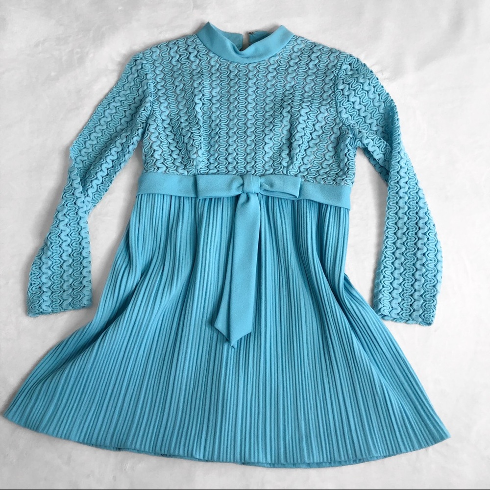 VINTAGE/ 70s pleated babydoll mini dress